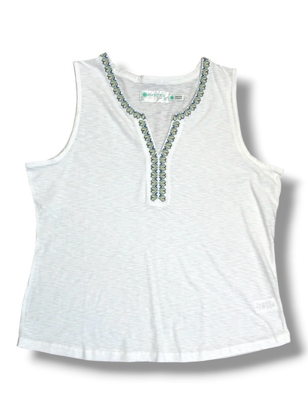 NWT Aventura Kateri Tank Top Women's Size M Tencel Embroidered